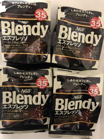 送料無料　 AGF ブレンディ インスタントコーヒー　70g 3種類　合計12袋