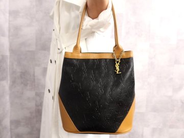 ●超美品●YSL Yves Saint-Laurent イヴ・サンローラン●ロゴ型押し●PVC カーフ レザー●トート バッグ●黒 キャメル●G金具●B5●Js66983
