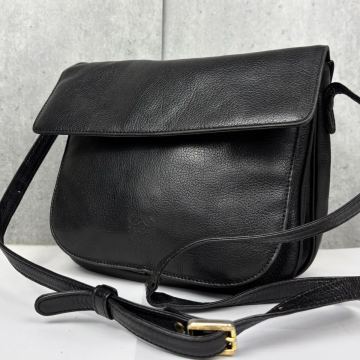 美品 LOEWE ロエベ ショルダーバッグ クロスボディ サコッシュ メンズ オールレザー ロゴ型押し ファスナー ステッチ アナグラム 裏地総柄