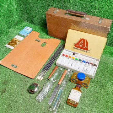 丹希b907 ホルベイン holbein■油絵具セット 12色入り ペインティングオイル/筆(4/6/10/12)/ナイフ 専用木箱付き