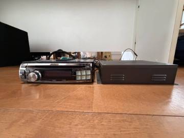  ALPINE CDA-7990J 　アルパイン　カーステレオ オーディオ 