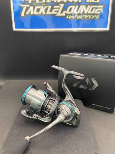 【未使用】 ダイワ 25 エメラルダス エア PC LT2500-H
