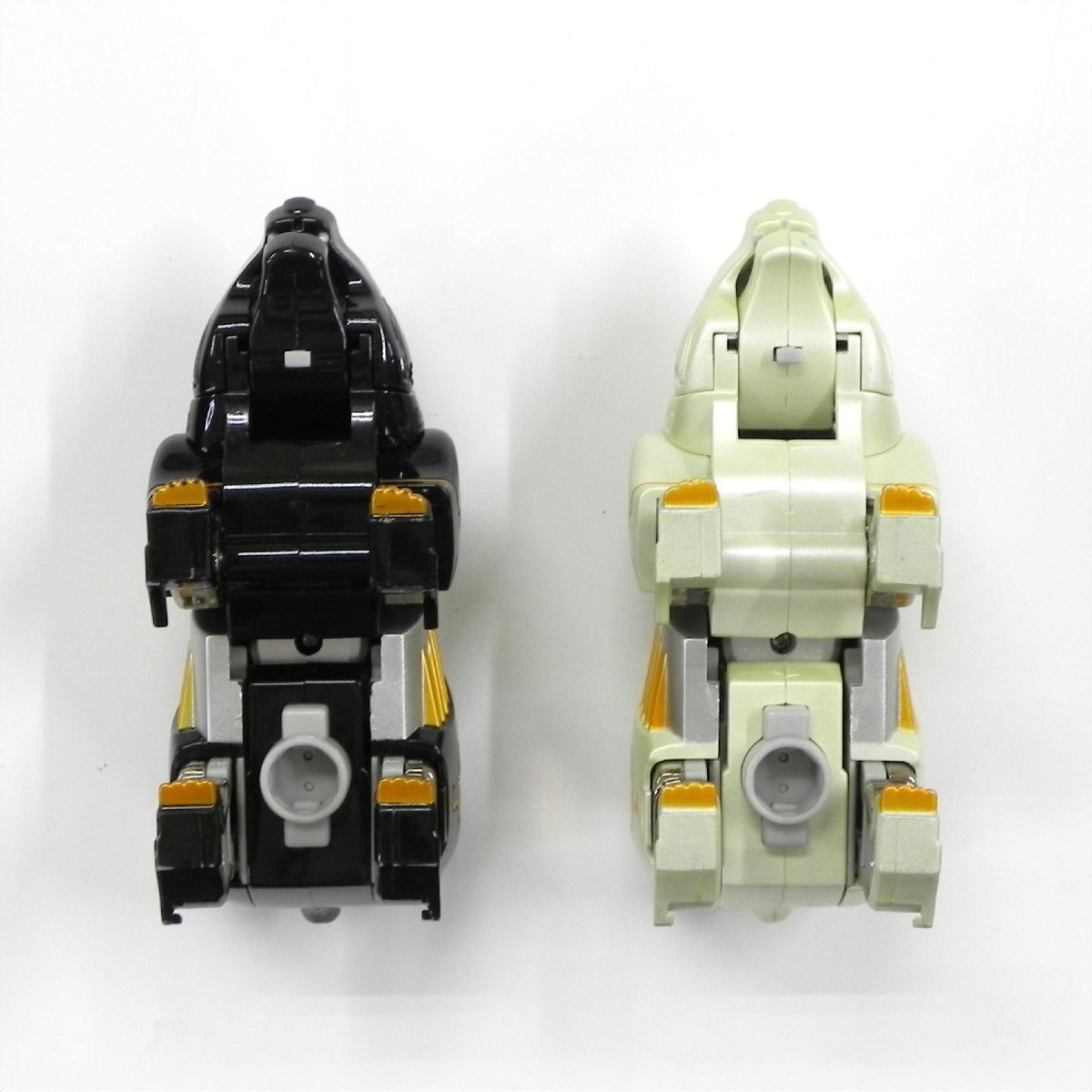  1円【ジャンク】BANDAI バンダイ/百獣戦隊ガオレンジャー ガオベアー＆ガオポーラー パーツ欠品あり/81