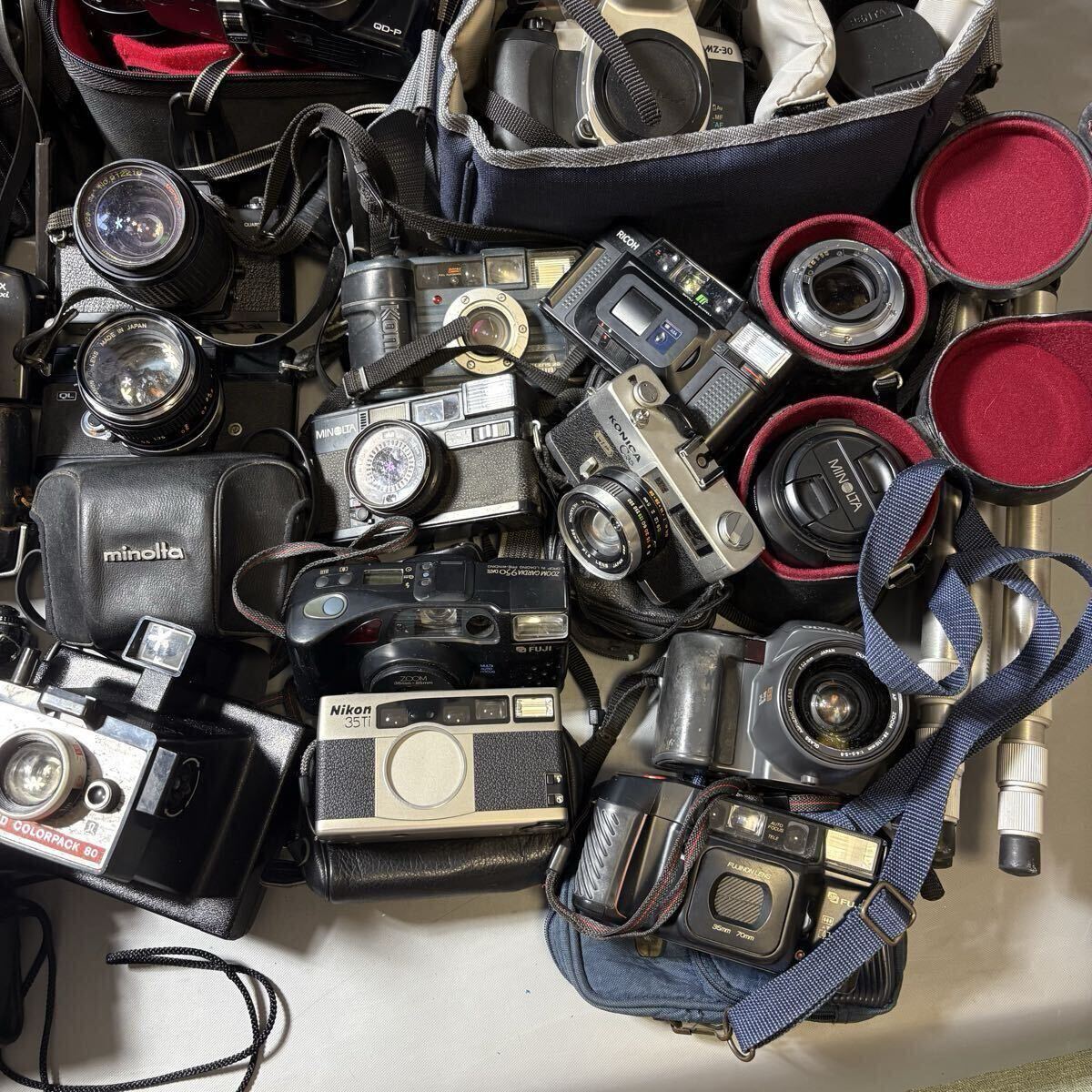  カメラ　一眼レフ　 フィルムカメラ 双眼鏡　Canon PENTAX OLYMPUS Nikon レンズ FUJIFILM など　おまとめ　ジャンク　大量　※3個口発送