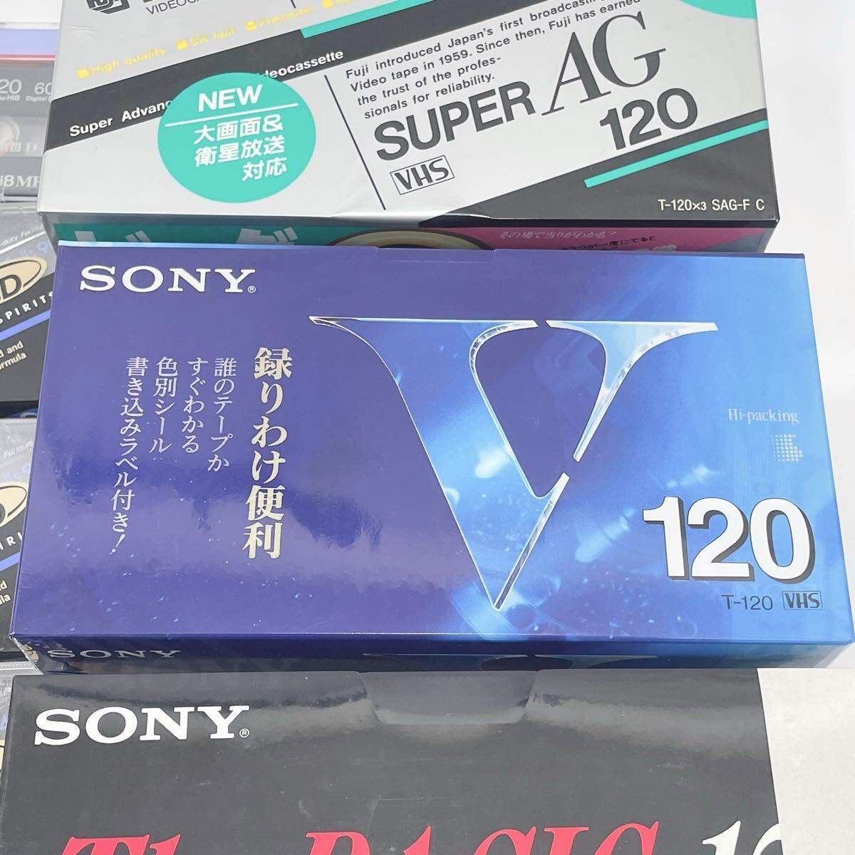 3330221 未開封 カセットテープ 31本　ビデオテープ　9本 記録媒体　まとめて マクセル SONY AXIA 他