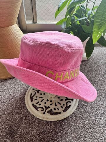 CHANEL シャネル バケットハット ピンクデニム ロゴ刺繍　M 帽子