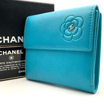 1円【新品】CHANEL シャネル ココマーク カメリア 2つ折り財布 コンパクトウォレット シール ギャラ有 ライトブルー レザー 