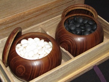 高級 碁石 天然本蛤(厚おおむね11mm) 那智黒石(厚おおむね11.5mm) 各181個 囲碁 Ee08-8571[GGG]