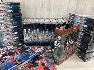 現状品 一円スタート デアゴスティーニ 週刊 ロボゼロ（ROBO XERO）二足歩行ロボット 専用ファイル付属(1〜55巻、38巻欠品、一部開封済)