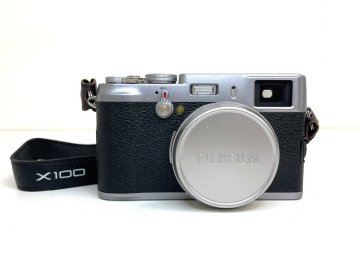 【中古品】FUJIFILM Fine Pix X100 フジフィルム 富士フィルム コンパクトデジタルカメラ コンデジ デジカメ gt5-9