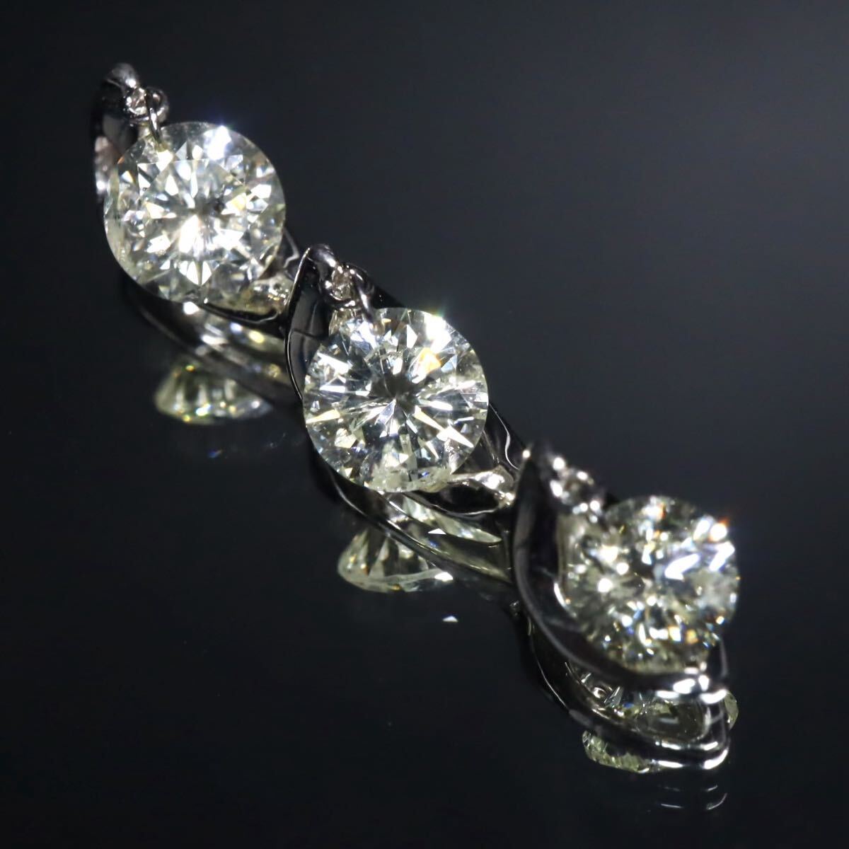  K18WG!!1.00ct!!◆天然ダイヤモンドペンダントトップ◆M 約1.4g diamond ネックレス necklace jewelry ジュエリー イエロー 3連 ED0/ M479