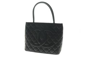 LCIQ8-5-21 CHANEL シャネル トートバッグ 復刻トート マトラッセ キャビアスキン 6番台 ギャラ付 レディース ブラック シルバー金具 中古