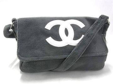 1円 ■極美品■ CHANEL シャネル ココマーク ポリウレタン100％ シルバー金具 クロスボディ ショルダーバッグ 斜め掛け グレー系 FX6372