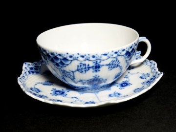 ■ロイヤルコペンハーゲン　　カップ＆ソーサー　　ブルーフルーテッド・フルレース　　　〈同梱対象商品〉