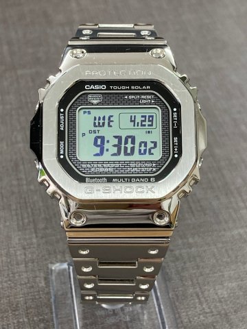 【中古美品/説明書保証書付】49,800円即決 カシオ ジーショック 国内正規品 Bluetooth フルメタル 電波ソーラー GMW-B5000D-1JF シルバー