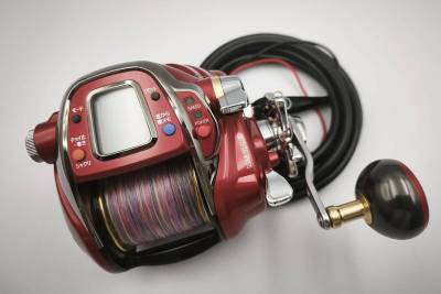 【現状品】ダイワ(DAIWA) 電動リール シーボーグ750MT 右ハンドル　