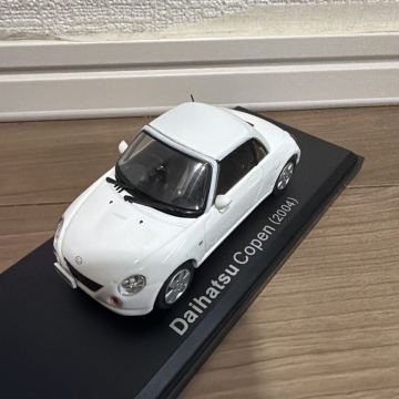 アシェット 国産名車コレクション Daihatsu ダイハツ　Copen コペン　2004 ミニカー モデルカー 旧車 ディアゴスティーニ　1/43 白