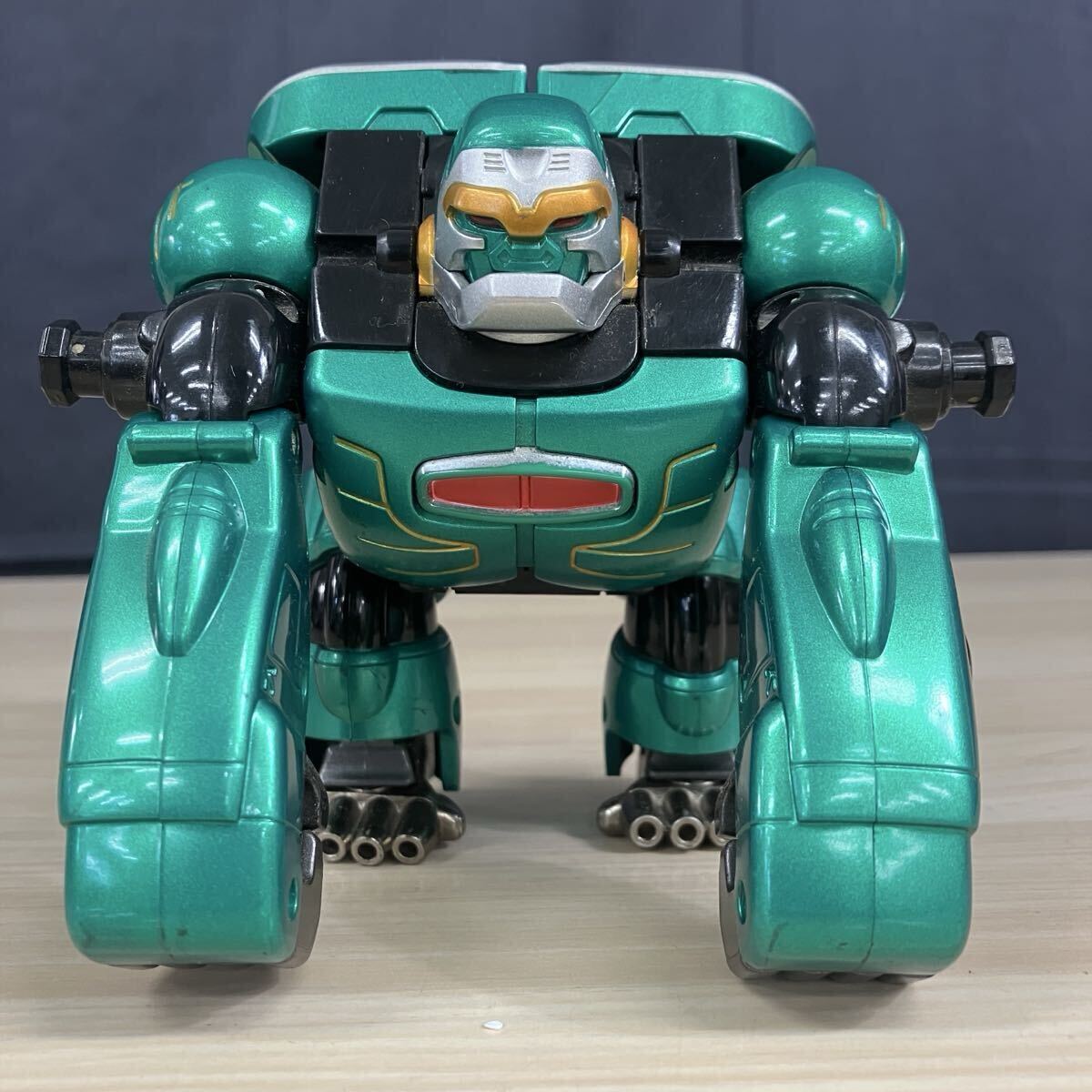  T BANDAI バンダイ 百獣戦隊ガオレンジャー パワーアニマルシリーズ4 ガオゴリラ 合体ロボ 当時物 コレクション品 戦隊シリーズ 特撮