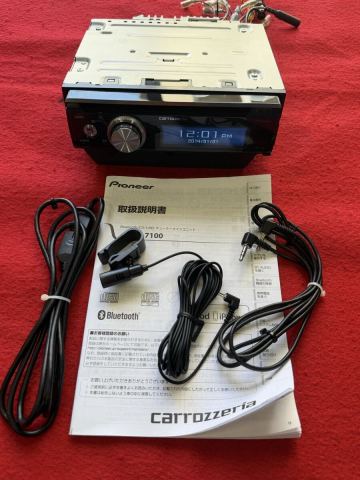 Pioneer carrozzeria Bluetooth/CD/USBチューナーメインユニット DEH-7100