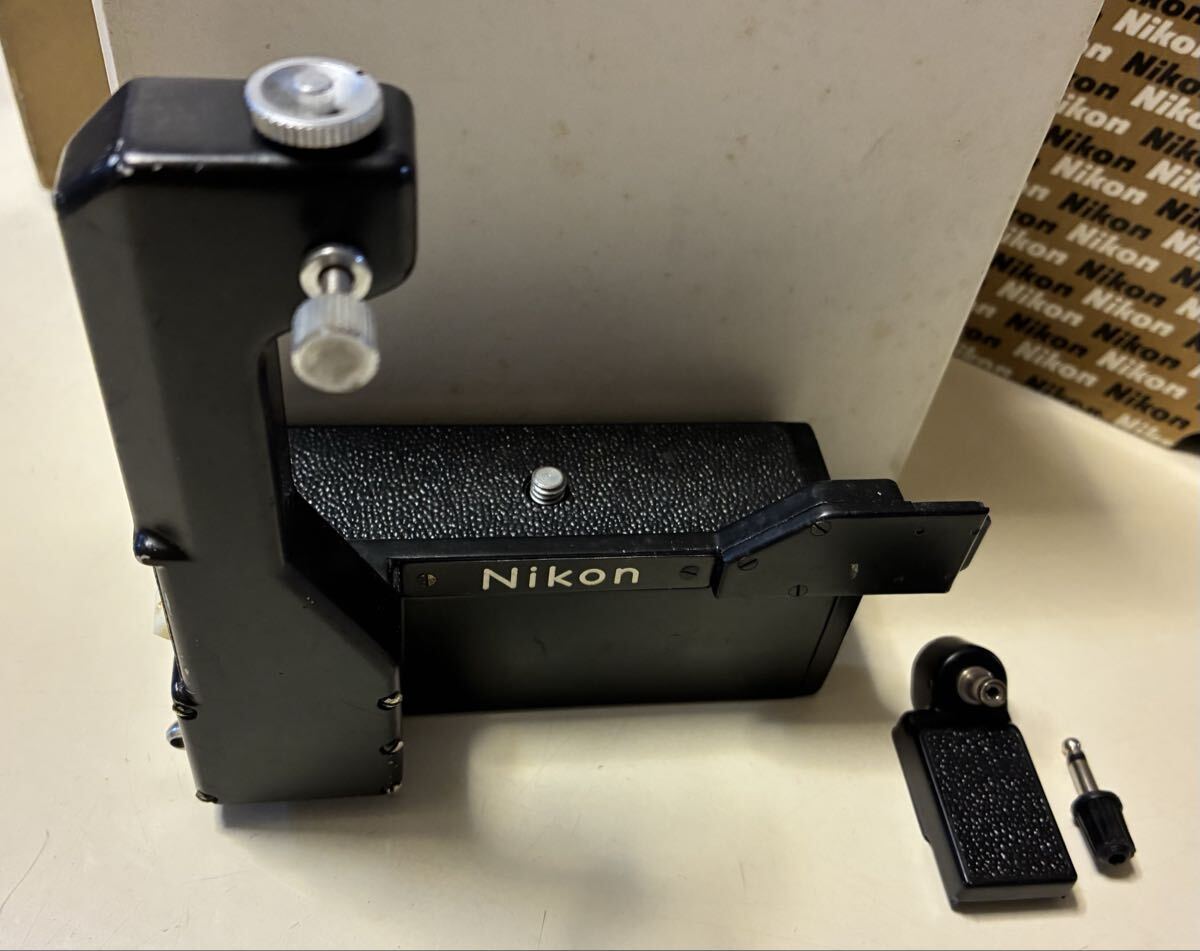  F-36:Nikon motor drive & battery pack for F-36