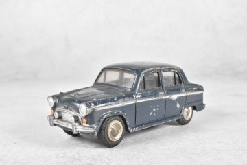 アサヒ玩具 モデルペット ニッサン オースチン A50 ケンブリッジ デラックス 