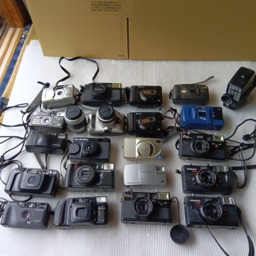 ☆ コンパクトフィルムカメラ FUJIFILM OLYMPUS PENTAX　まとめて　動作未確認　ジャンク　☆
