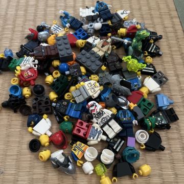 LEGO 正規品 ミニフィグ まとめ売りレゴ ニンジャゴー シティ スターウォーズ ネックスナイツ シティ 100パーツ以上 ジャンク品