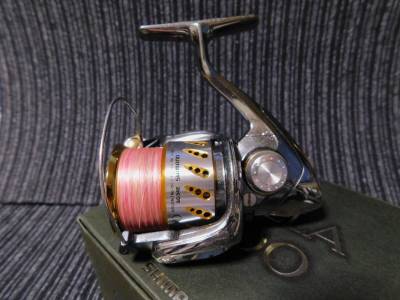 シマノ　ステラ０７　２５００　シングルハンドル　SHIMANO STELLA 2500