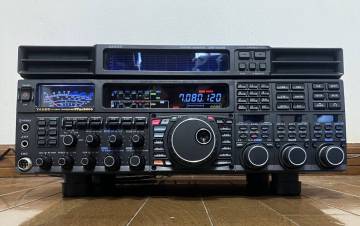 ★YAESU/八重洲無線　FTDX-5000MP　HF-50MHz オールモードトランシーバー　200W出力 ステーションモニター付属 要修理・ジャンク