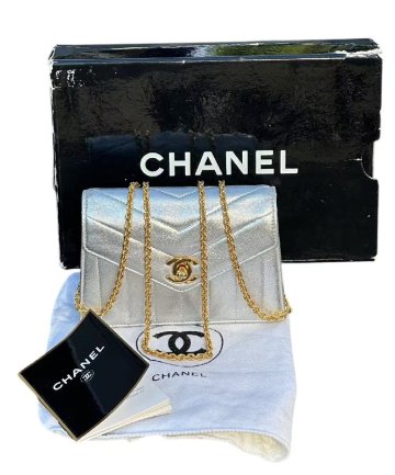 レア超美品◆シャネルCHANELヴィンテージVintageメタリックシルバー銀色ココマークVステッチマトラッセ金具ミニチェーンショルダーバッグ
