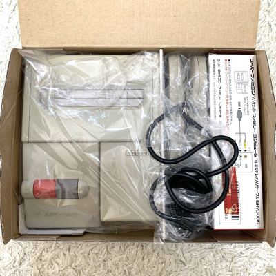ニューファミコン FAMILY COMPUTER ファミリーコンピュータ AV仕様 ファミコン HVC-101 HVC-102 ニンテンドー 任天堂 Nintendo