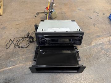 スズキ純正 ケンウッド 1DIN ブルートゥース/CD/USB/iPodレシーバー U330BTH 動作確認済