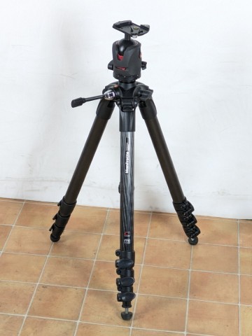 Manfrotto MT057C4-G 雲台付き マンフロット カーボン 4段ギア付き 三脚 カメラ用品 カメラ周辺機器_BJP_D0513-J006