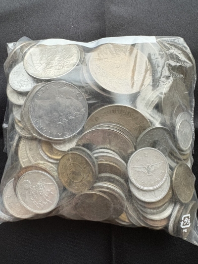 １円スタート 古銭 日本コイン 外国コイン 大量まとめ 約1100g 世界 色々 貨幣 硬貨 激安 アンティーク コレクション 遺品整理 詳細不明