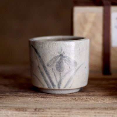 【希少ぐい呑手】絵の見事な伝世絵志野菖蒲文筒香炉 桃山時代酒器酒盃筒盃茶道具 向付古民藝骨董検蕎麦猪口李朝美濃瀬戸織部黄瀬戸白洲正子