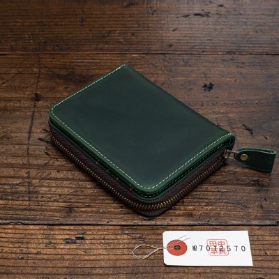 オイルドヌバック【本革】深緑 ダークグリーン コンパクト メンズ 財布 二つ折り ラウンドファスナー 新品 未使用 送料無料 1円 田中革具