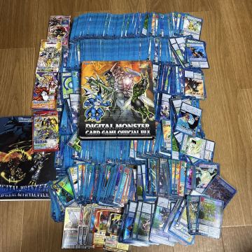 旧デジモンカード 当時物 旧裏面 引退品 大量まとめ売り　キラカードあり　ファイル付き