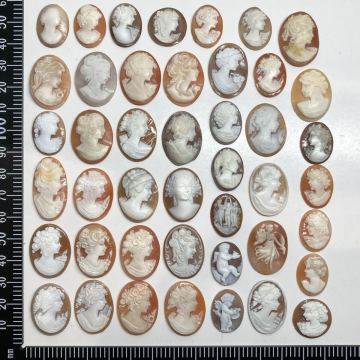 大量!!☆シェルカメオおまとめ79.7g☆j 約398.5ct ルース 裸石 宝石 shell cameo ブローチ 貴婦人 彫刻 アンティーク 作家物 w2ツ55