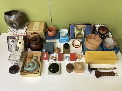 【20点 まとめ】 香炉 香合 やかん 棗 抹茶碗 茶碗 徳利 置物 茶器 酒器 骨董 まとめ売り 大量 茶道具 陶器 花器 大量 陶磁器 工芸品 124