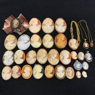 ■ 1円〜【まとめ売り】 カメオ カメオ風 まとめ 総重量約200g ブローチ ネックレス 等 レディース アクセサリー 服飾小物 装飾 L160292
