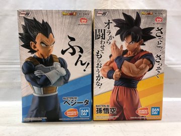 1円～ 未開封 箱傷みあり 一番くじ ドラゴンボール 超 海外版 フィギュア 2点まとめ 孫悟空 ベジータ バンダイ【現状品】[322-0605-2M2]