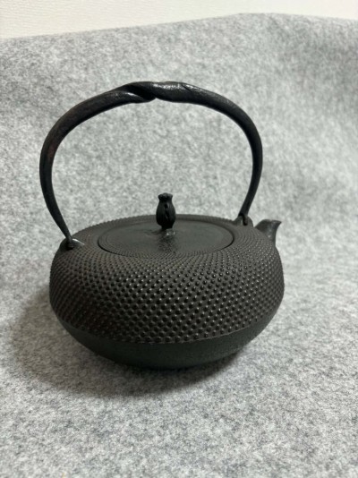 南部鉄器 南部鉄瓶 平丸型 アラレ 1.8L