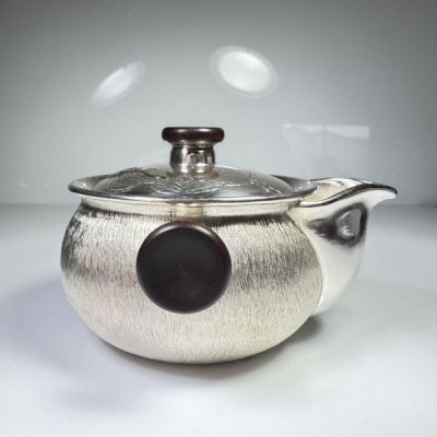 純銀製 寶瓶急須 鼬彫木摘蓋 木取手 銀瓶 煎茶道具 古美術品 長さ約9.5cm 純銀保証