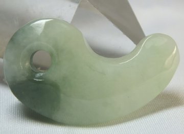 １円～▲▽■龍香堂■ミャンマー翡翠　勾玉３７ｍｍ即決ｈ1*△▼