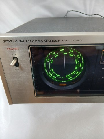  Victor 、FM/AM、 Stereo Tuner、 MODEL JT-300、 ビクター、 チューナー、 FM. AM.受信確認、レトロカフェインテリア、レア、ビンテ-ジ