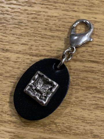 わちふぃーるど ダヤン キーホルダー チャーム 黒 本革