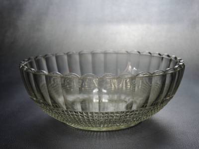 江戸切子 カットガラス オールドバカラ 輪花硝子鉢 皿 径17.4cm ギヤマン アンティーク c5