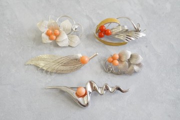 B246 赤珊瑚 本珊瑚 ブローチ 5点セット ヴィンテージ アクセサリー 大量 まとめて おまとめ まとめ売り コーラル サンゴ 