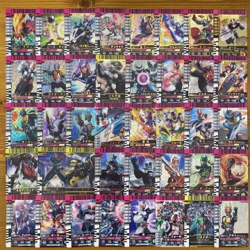 【m245】 仮面ライダーバトル ガンバライド　キラ多数　LRなど　まとめ売り　70枚