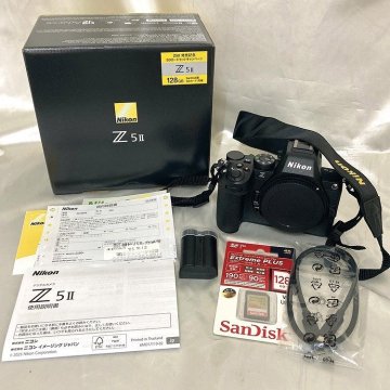 キングラム[02]送料無料　美品　ニコン　Nikon Z5Ⅱ　ボディ　ミラーレス一眼カメラ　カメラ　ブラック　動作確認済　保証書あり